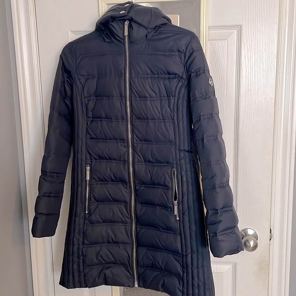 Michael Kors down filled winter jacket. XS, PTP: 19” - Picture 1 of 6
